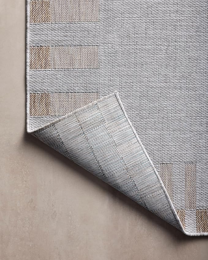 Loloi Amber Lewis Topanga Collection TOP-08 Silver/Natural 3'-11" x 5'-11" Indoor/Outdoor Accent Rug