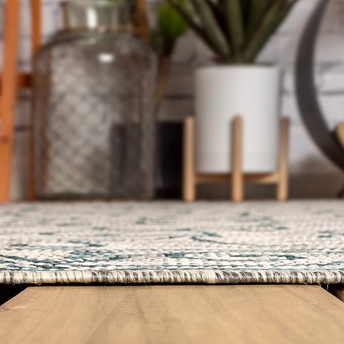 JONATHAN Y Vintage Filigree Indoor Outdoor Square Area Rug 9X9 Gray/Teal, Charleston Textured Weave for Backyard, Patio, Porch, Easy-Cleaning, High Traffic, Pet-Friendly, Non-Shedding (SMB106E-9SQ)