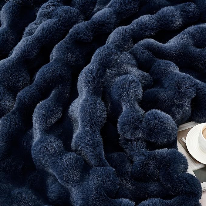 DREAMNINE Large Soft Thick Fuzzy Bubble Faux Rabbit Fur Blanket Full Size 70" x 80",Double Sided Comfy Plush Warm Shaggy Fluffy Blankets, Luxury Big Cozy Cute Textured Furry Blanket for Bed, Navy Blue