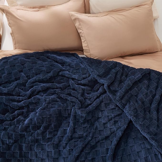 Bedsure GentleSoft Blankets Queen Size for Bed - Super Soft Cozy Blanket for Women Men Girls, Large Fuzzy Fleece Throw for Bedroom Decor, Navy Blue, 90x90 Inches