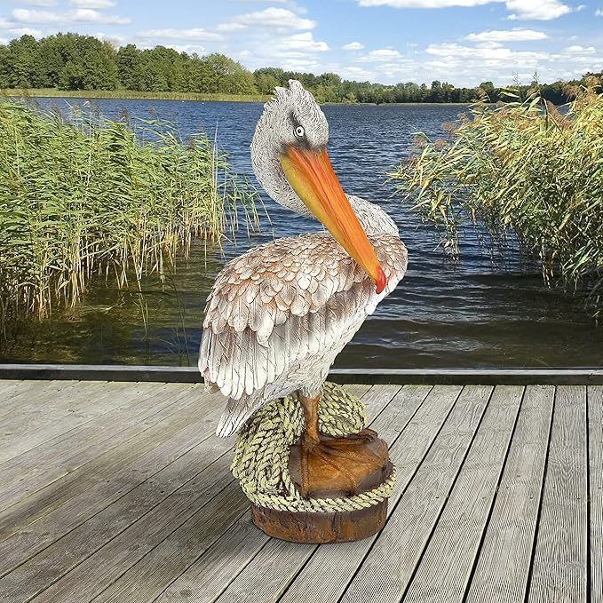 Design Toscano Ocean Side PIER 51 Pelican Statue