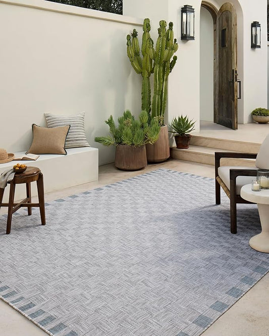 Loloi Amber Lewis Topanga Collection TOP-07 Silver/Blue 6'-7" x 9'-4" Indoor/Outdoor Area Rug