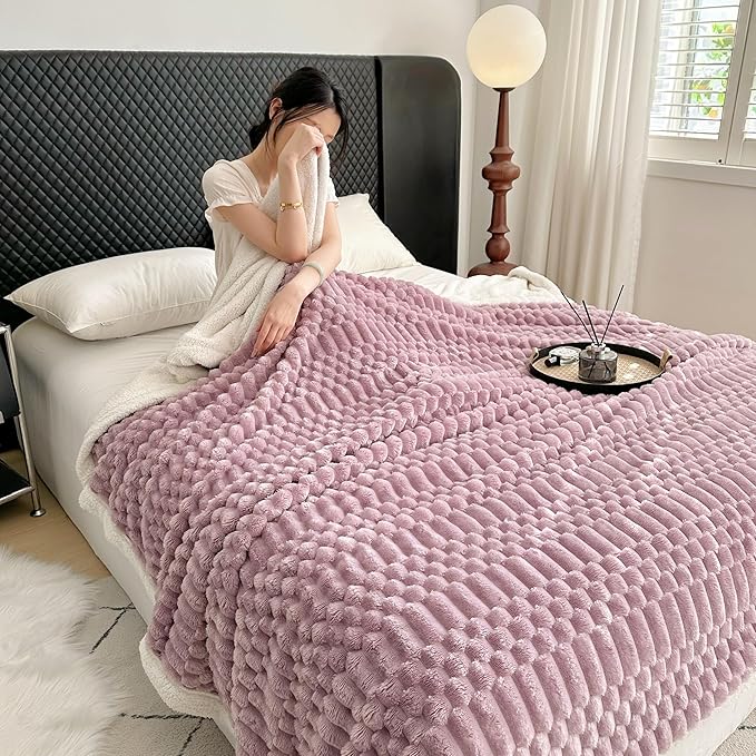 UKELER Sherpa Throw Blankets 60 × 80 inch, 470 GSM Striped Sherpa Fleece Blanket for All Season, Warm and Cozy Blanket for Couch Sofa Bed Office Camping, Purple