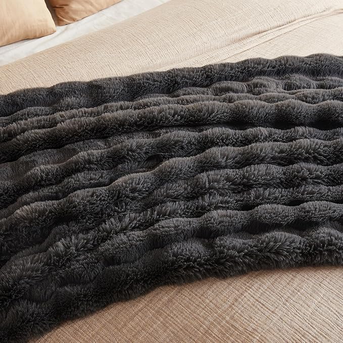 JELLYMONI Faux Fur Throw Blanket, Dark Grey Cozy Plush Bubble Bed Blanket, Thick and Warm, Queen (90" x 90")