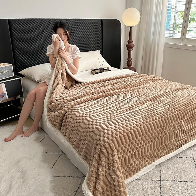 UKELER Sherpa Throw Blanket 60 × 80 inch, 470 GSM Striped Sherpa Fleece Blanket for All Season, Warm and Cozy Blankets for Couch Sofa Bed Office Camping, Camel