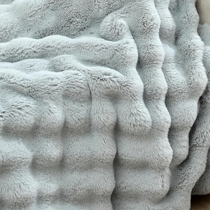 RYNGHIPY Faux Fur Throw Blanket Double Side Thick and Warm for Couch Plush Fluffy Faux Rabbit Fur Decoration for Sofa Chair and Bed Grey Winter Blanket (Grey, 51''x63'')