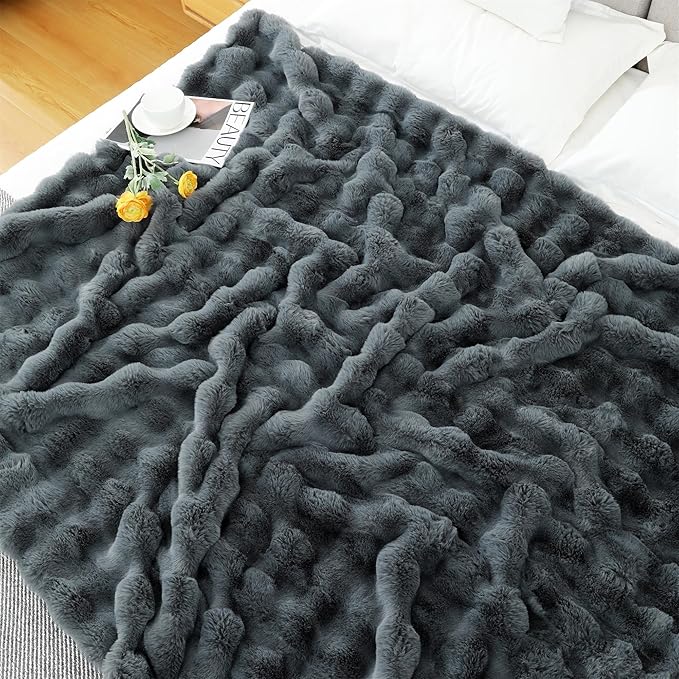 RYNGHIPY Faux Fur Blanket Double-Sided Thick Warm Blanket for Couch Soft Fluffy Furry Blankets for Sofa Chair (Dark Grey, 51''x63'')