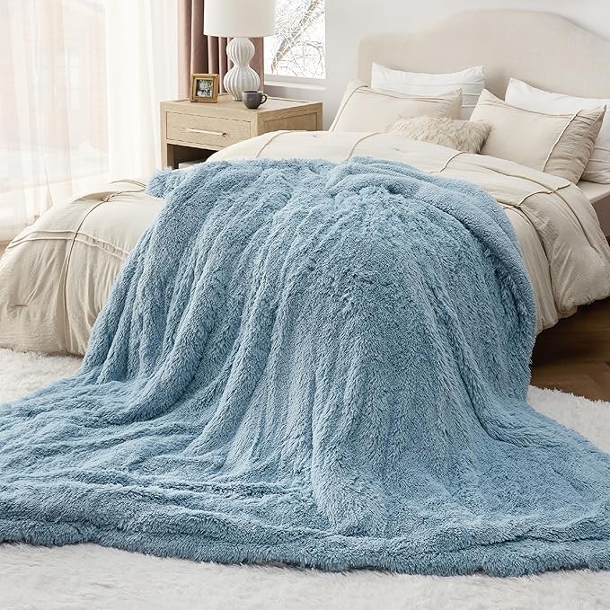 Bedsure GentleSoft Fluffy Light Blue Blankets Queen Size for Bed, Thick Sherpa Faux Fur Fleece Fuzzy Plush Winter Warm Soft Full Queen Blankets, Bedroom Decor Blue Cozy Gifts for Women Men, 90x90