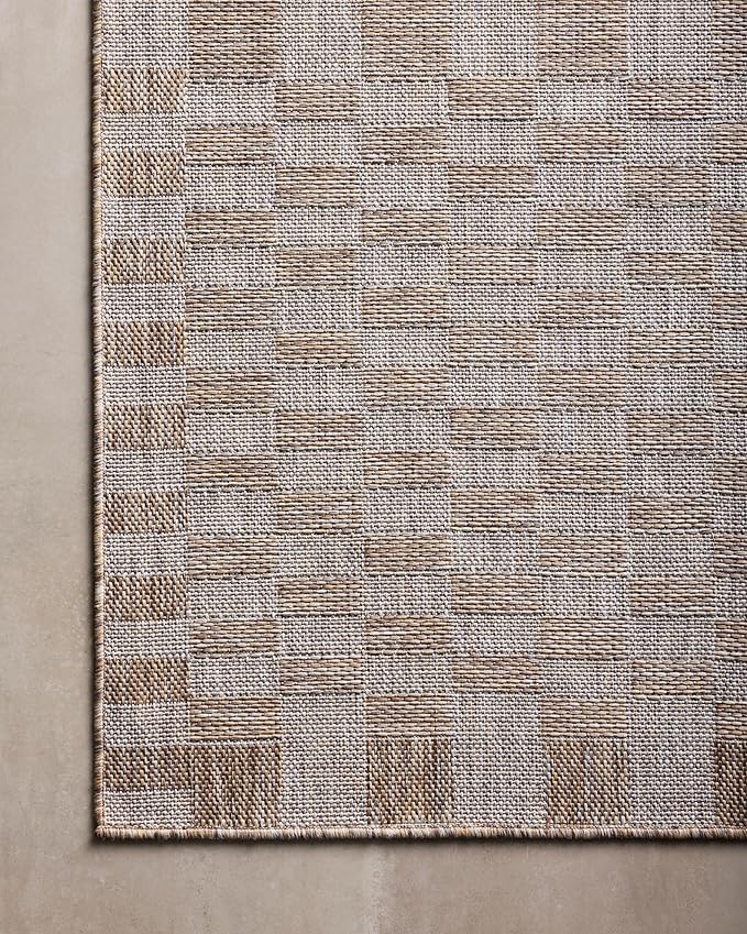 Loloi Amber Lewis Topanga Collection TOP-03 Natural/Dove 3'-11" x 5'-11" Indoor/Outdoor Accent Rug