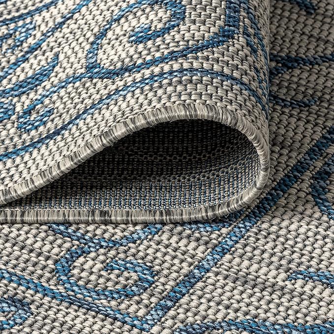 JONATHAN Y Vintage Filigree Indoor Outdoor Square Area Rug 4X4 Gray/Navy, Charleston Textured Weave for Backyard, Patio, Porch, Easy-Cleaning, High Traffic, Pet-Friendly, Non-Shedding (SMB106C-4SQ)