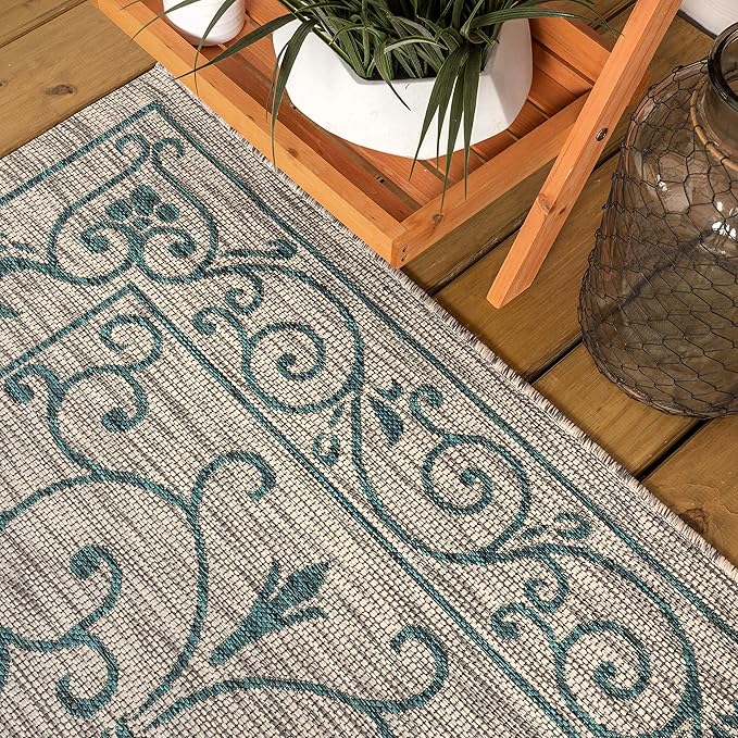 JONATHAN Y Vintage Filigree Indoor Outdoor Round Area Rug 5 Ft Gray/Teal, Charleston Textured Weave for Backyard, Patio, Porch, Easy-Cleaning, High Traffic, Pet-Friendly, Non-Shedding (SMB106E-5R)